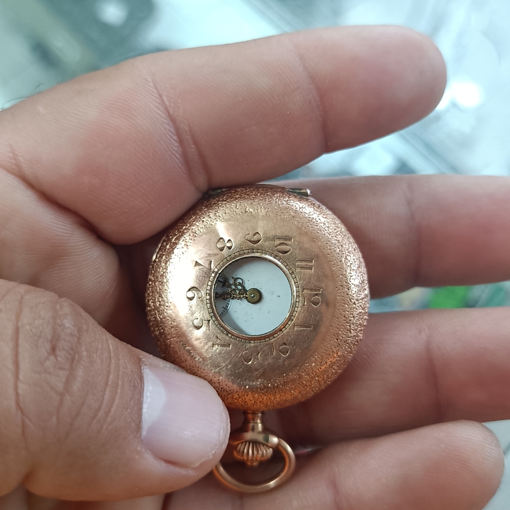 Elegant 14kt Rose Gold Women's Pocket Watch